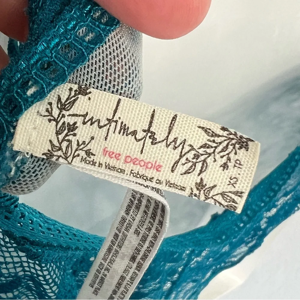 Intimately Free People FP No Trace Lace Bodysuit Teal Blue XS OB831127 SHEER EUC